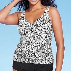 Kona Sol Tank Swim Top Women's Leopard Print Twist-Front Tankini Top  4-6 Small